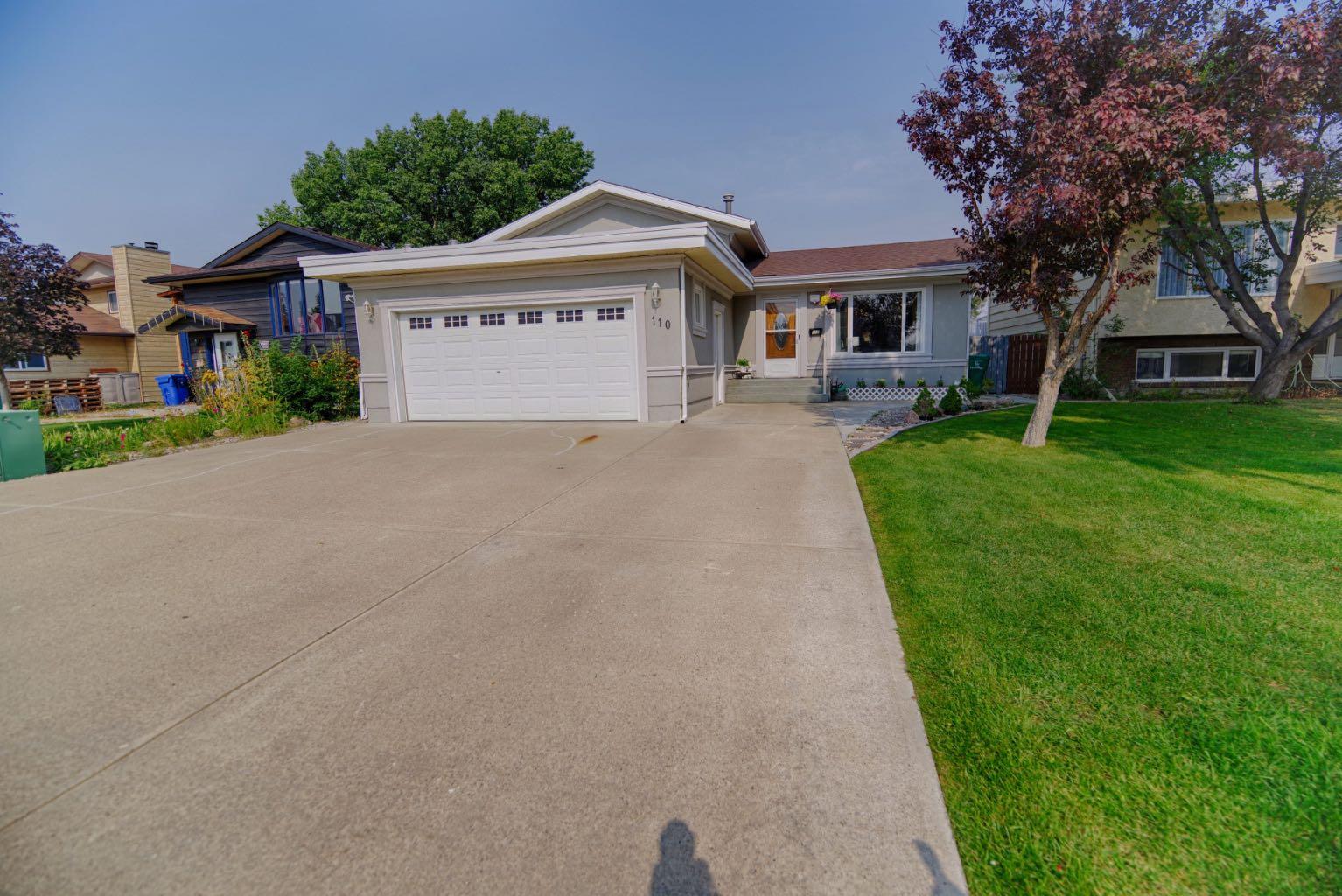 110 Ojibwa Rd W, Lethbridge, AB T1K 5L1