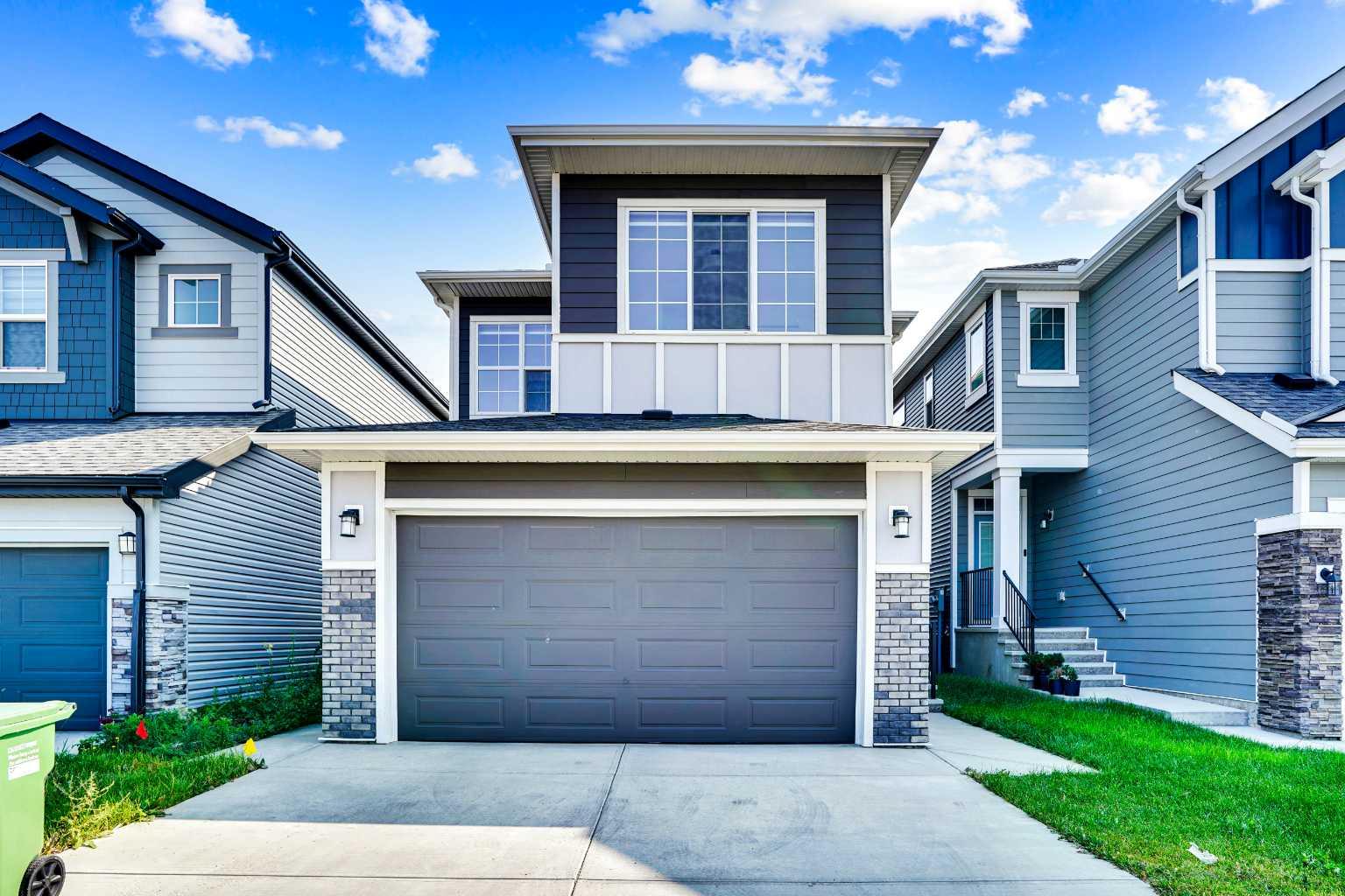35 Walcrest Mnr SE, Calgary, AB T2X 4L8