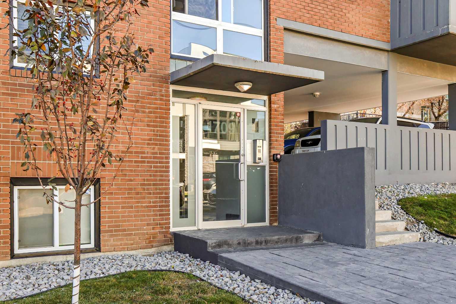 1709 19 Avenue Sw Unit 302, Calgary, AB T2T 0J5