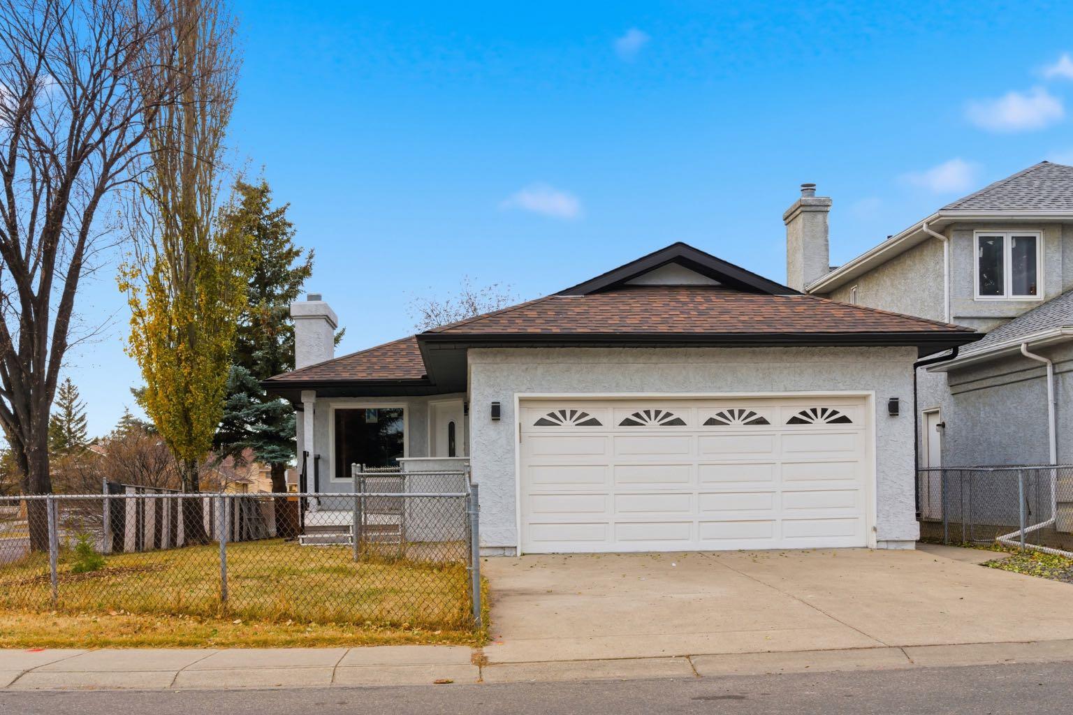 5 Del Monica Bay NE, Calgary, AB T1Y 6R2