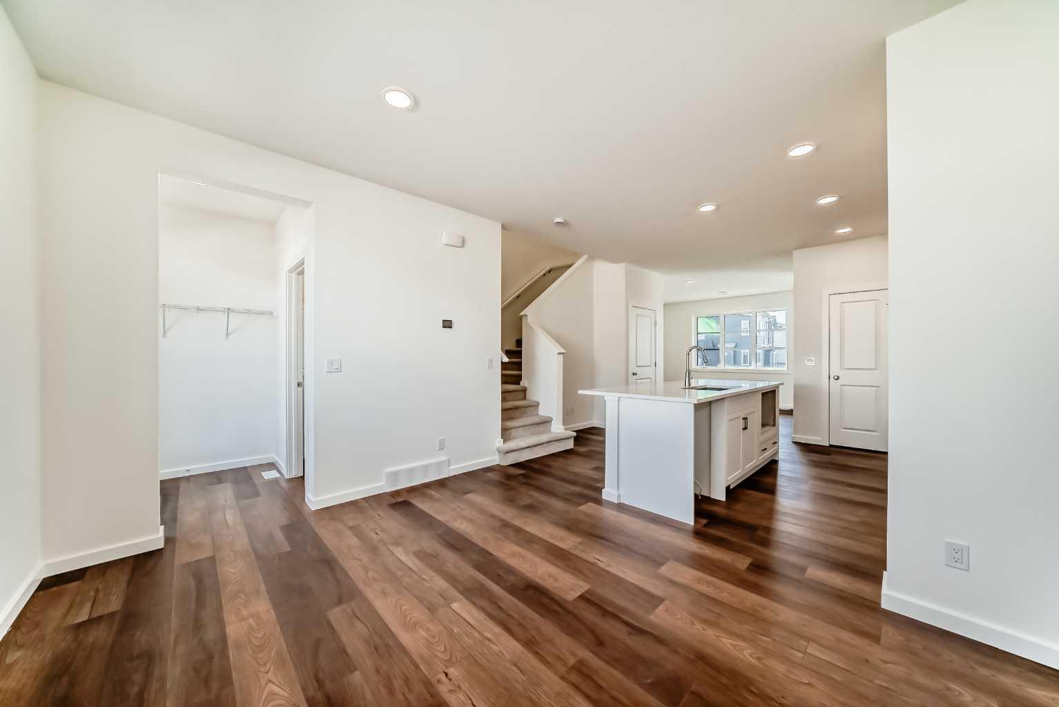 236 Rangeview Way SE, Calgary, AB T3S 0L4