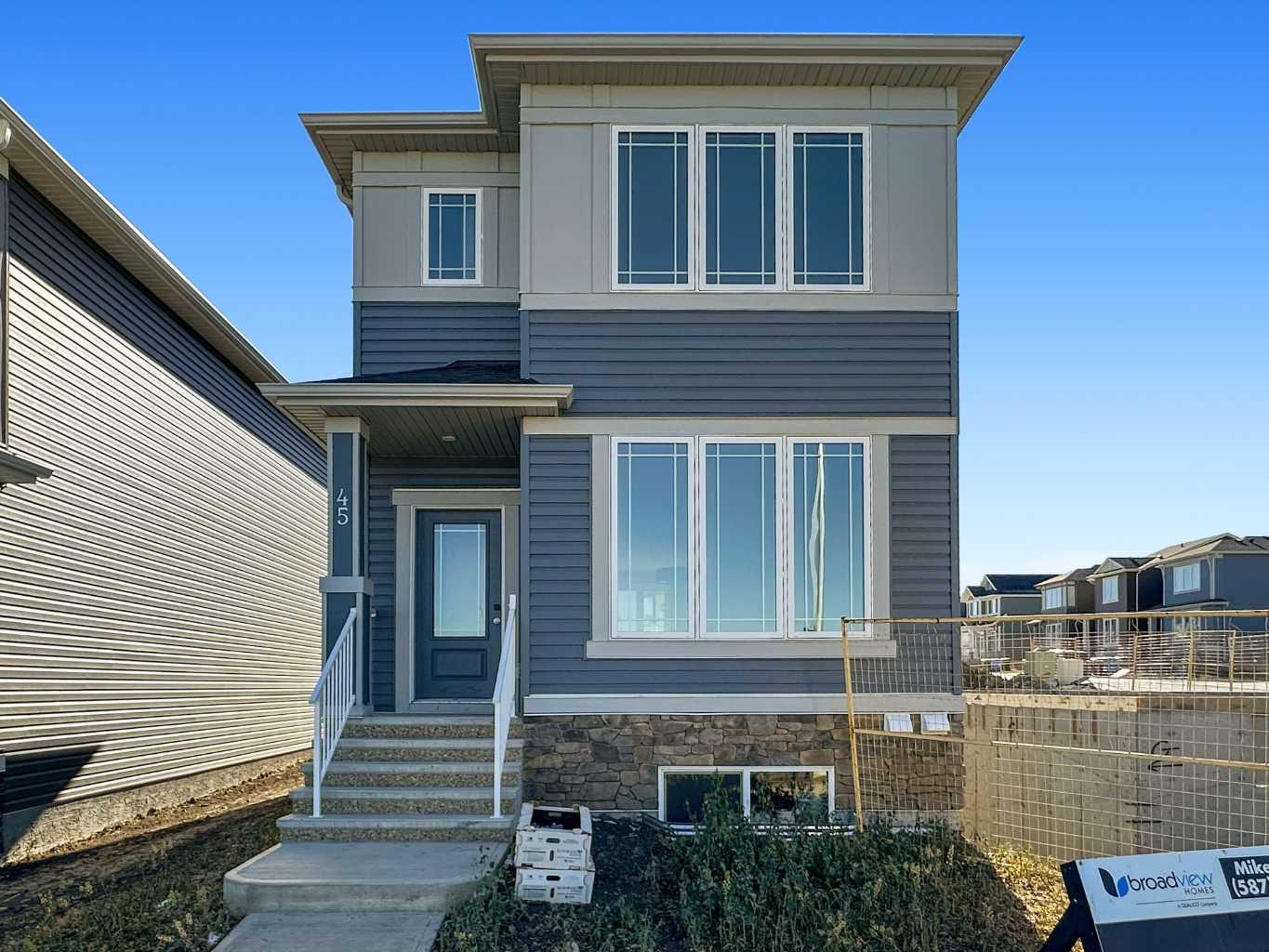 45 Ambleton Blvd NW, Calgary, AB T3P 2L4
