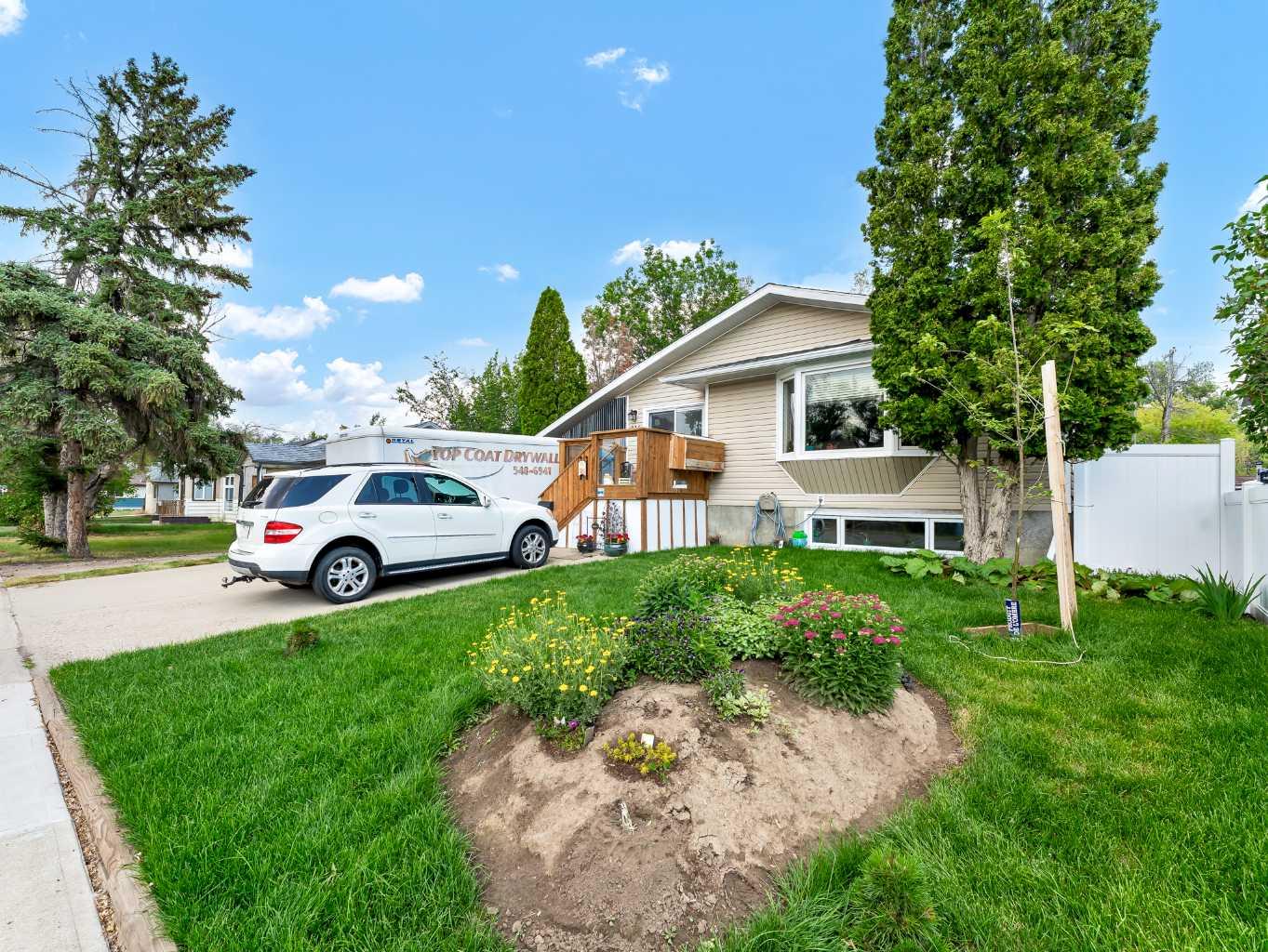 4 Street Se Unit 215, Redcliff, AB T0J 2P0