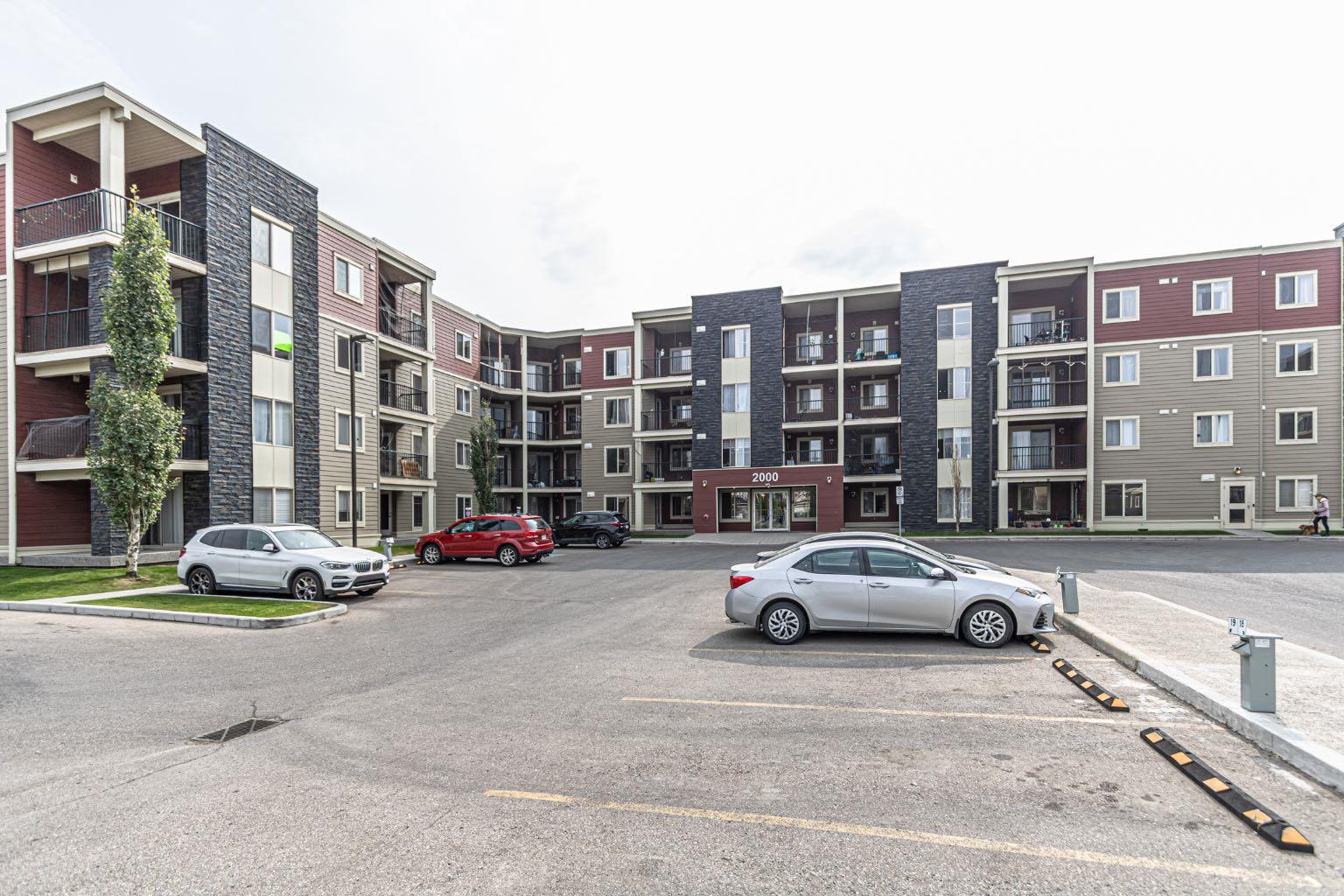 15 Saddlestone Way Ne Unit 117, Calgary, AB T3J 0S3