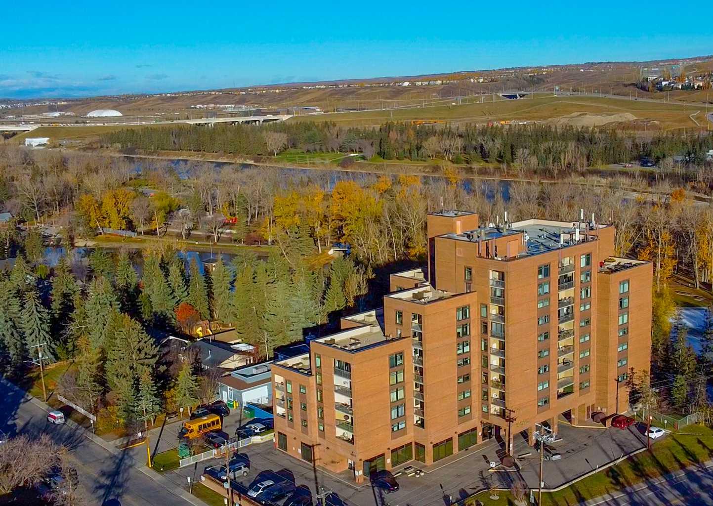 8604 48 Avenue Nw Unit 410, Calgary, AB T3B 5E6