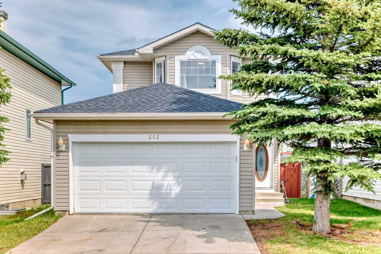 262 Covewood Park NE, Calgary, AB T3K 4V7