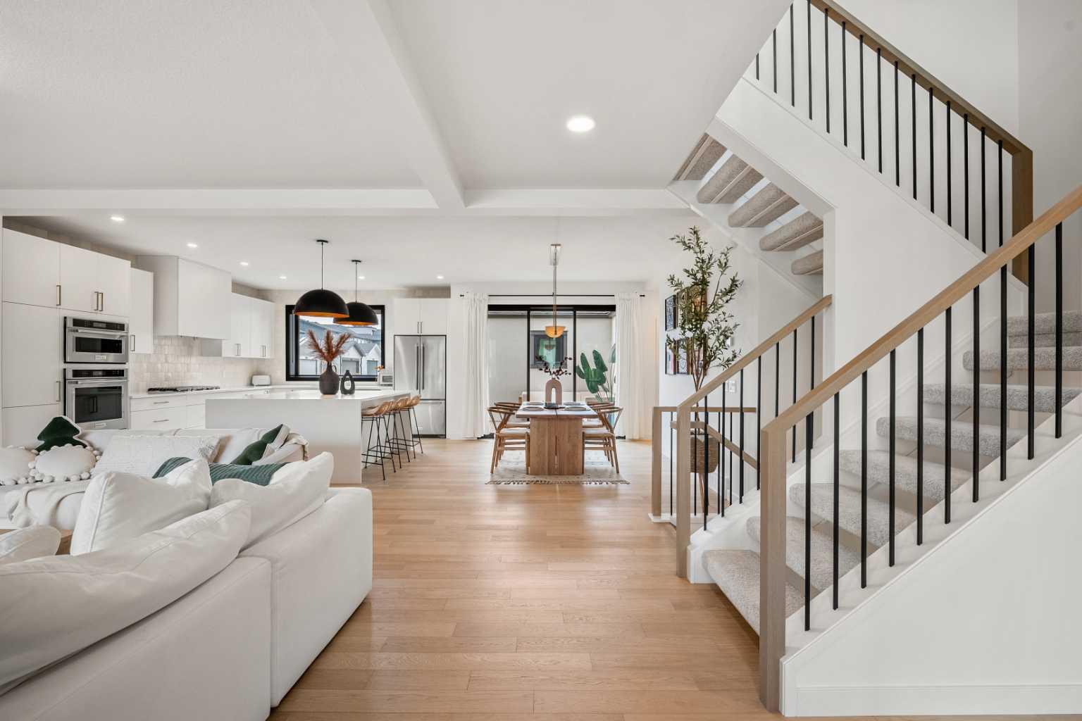 27 Bluerock Ave SW, Calgary, AB T3M 2Z9