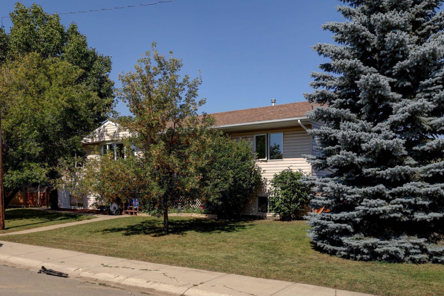 9 Street Unit 426, Beiseker, AB T0M 0G0