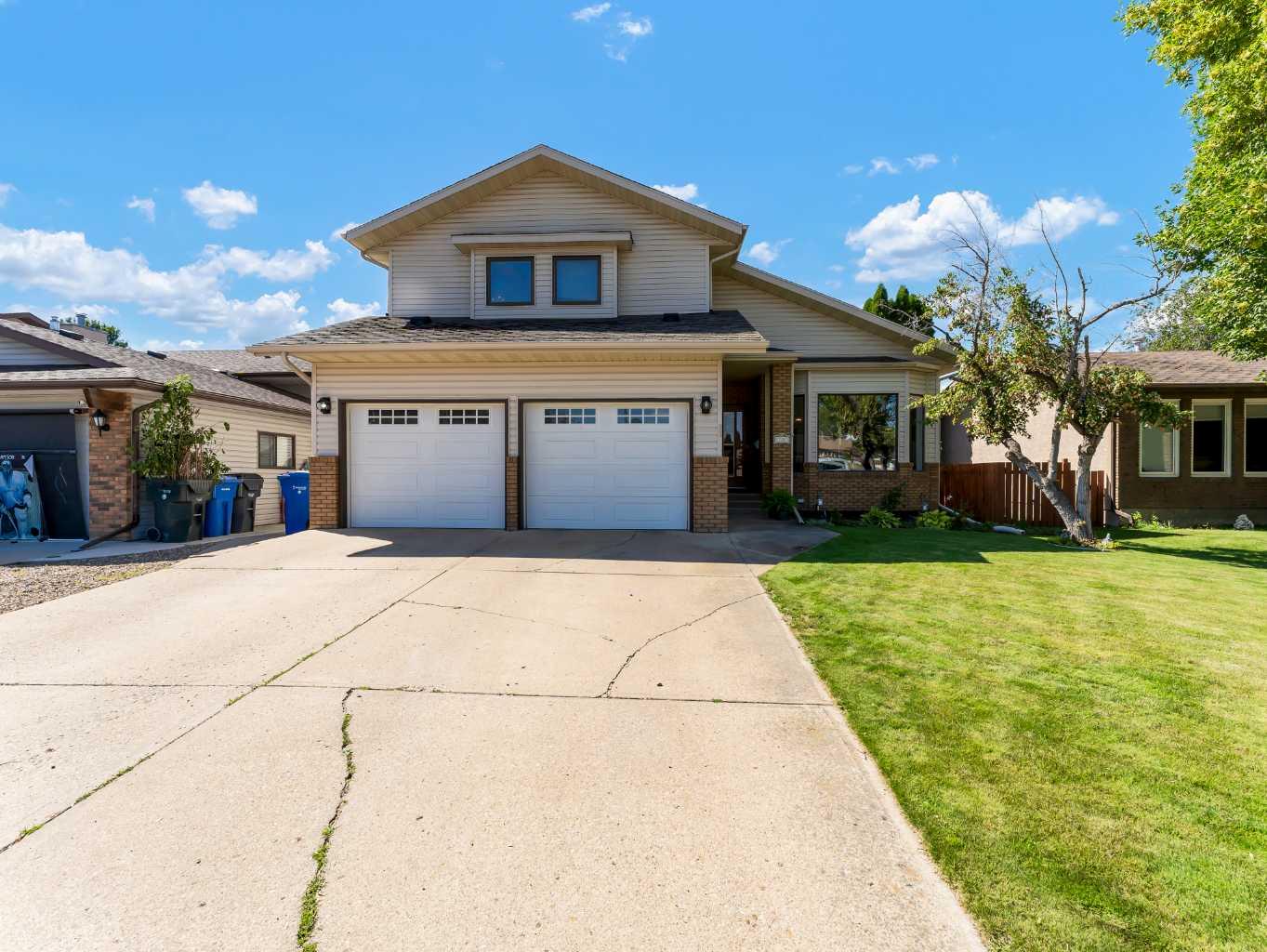18 Rideau Cres SE, Medicine Hat, AB T1B 3X9