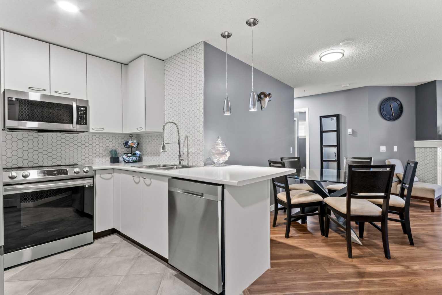 5115 Richard Road Sw Unit 116, Calgary, AB T3E 7M7