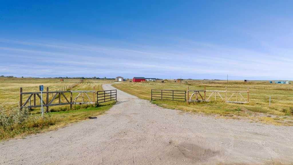 242068 Range Road 243, Rural Wheatland County, AB T1P 2C4