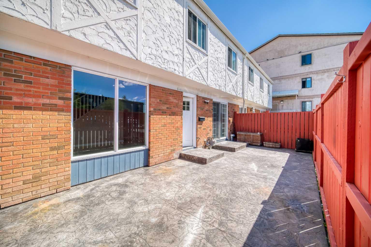 6829 Centre Street Nw Unit 6, Calgary, AB T2K 5C4