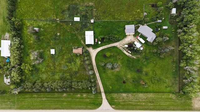 32276 Highway 2 A, Rural Mountain View County, AB T4H 4M3