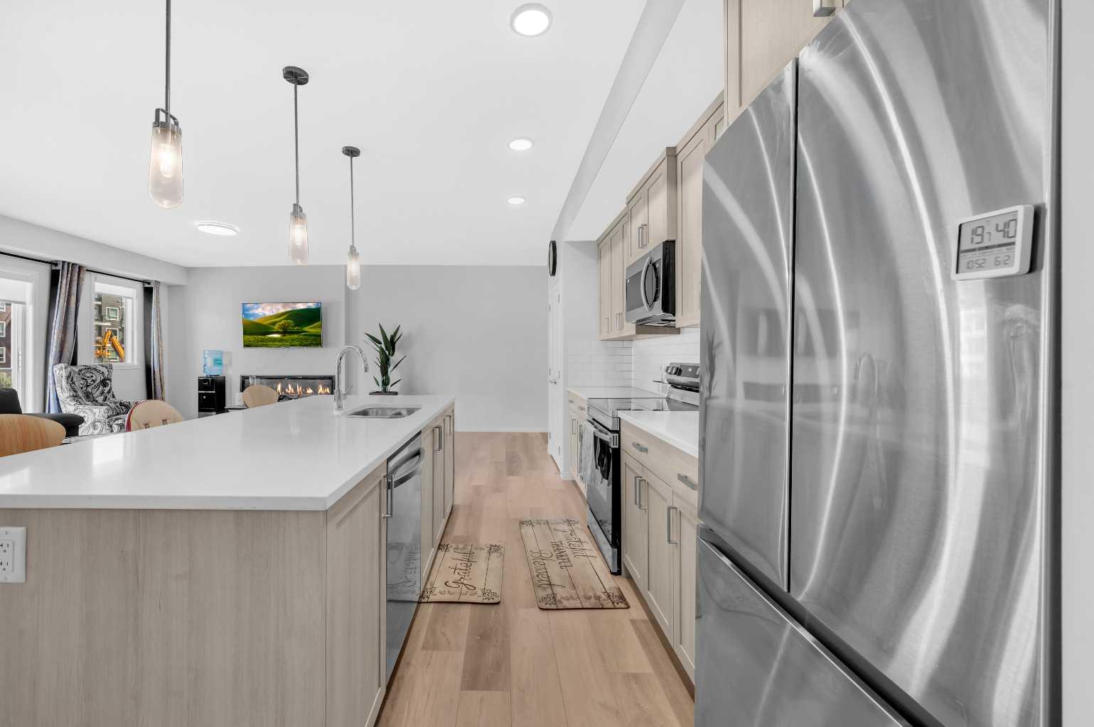 33 Carringham Gate Nw Unit 3204, Calgary, AB T3P 2H6