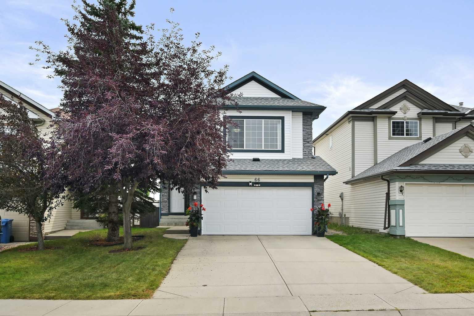 66 Somerglen Close SW, Calgary, AB T2Y 3Z5