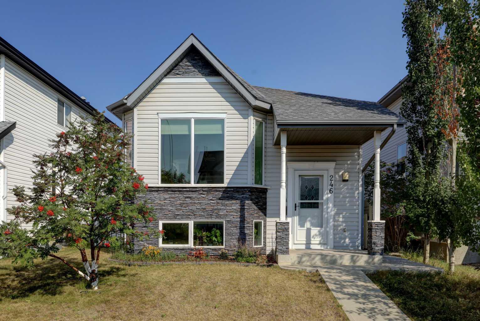 246 Arbour Grove Close NW, Calgary, AB T3G 4J4