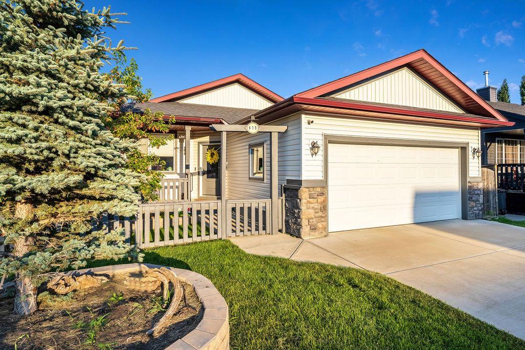 415 Sunrise Hl, Diamond Valley, AB T0L 2A0