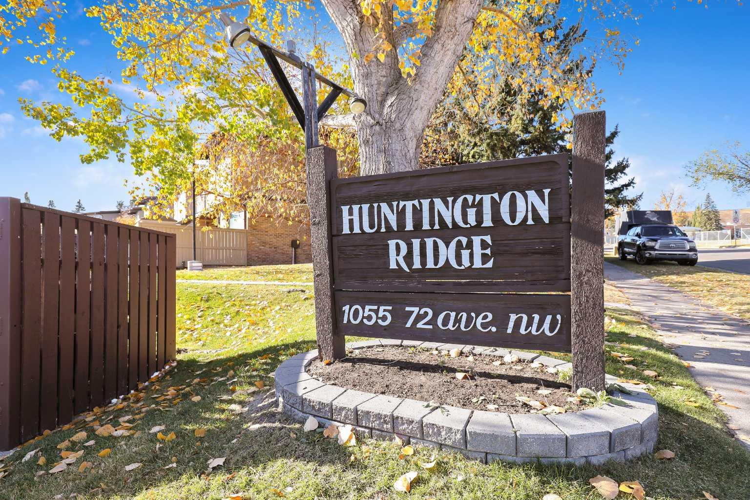 1055 72 Avenue Nw Unit 2, Calgary, AB T2K 5S4