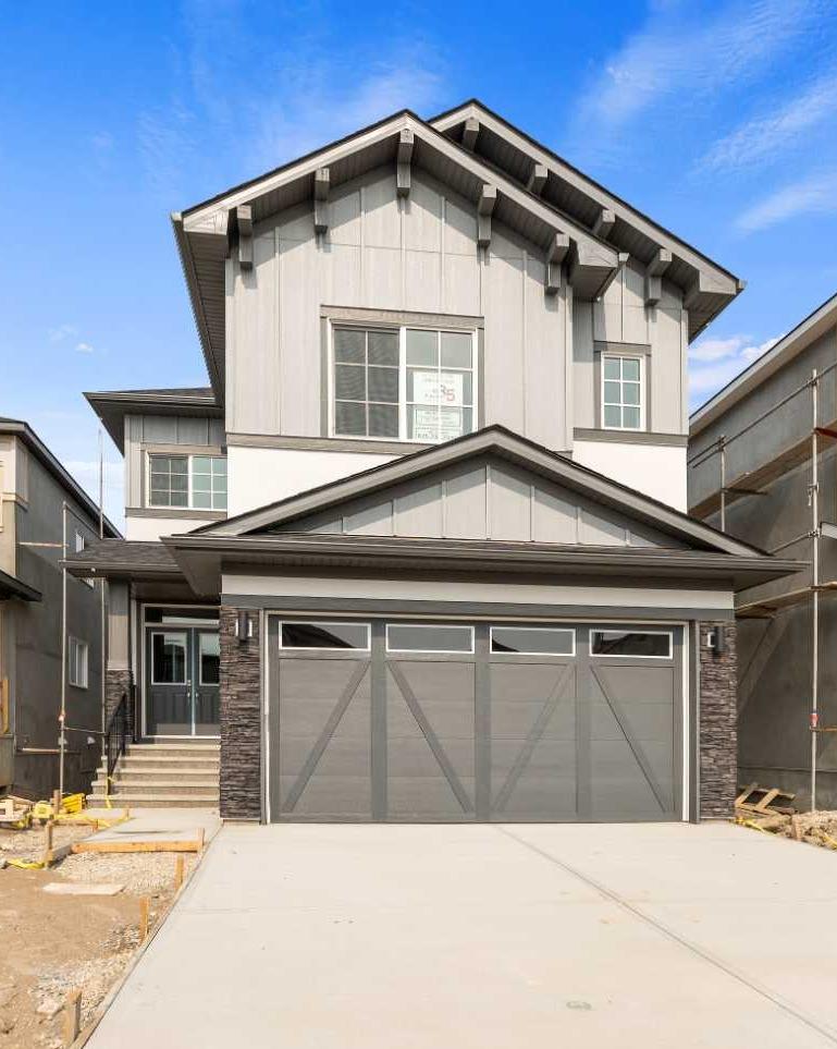 288 Savanna Dr NE, Calgary, AB T3J 5T3