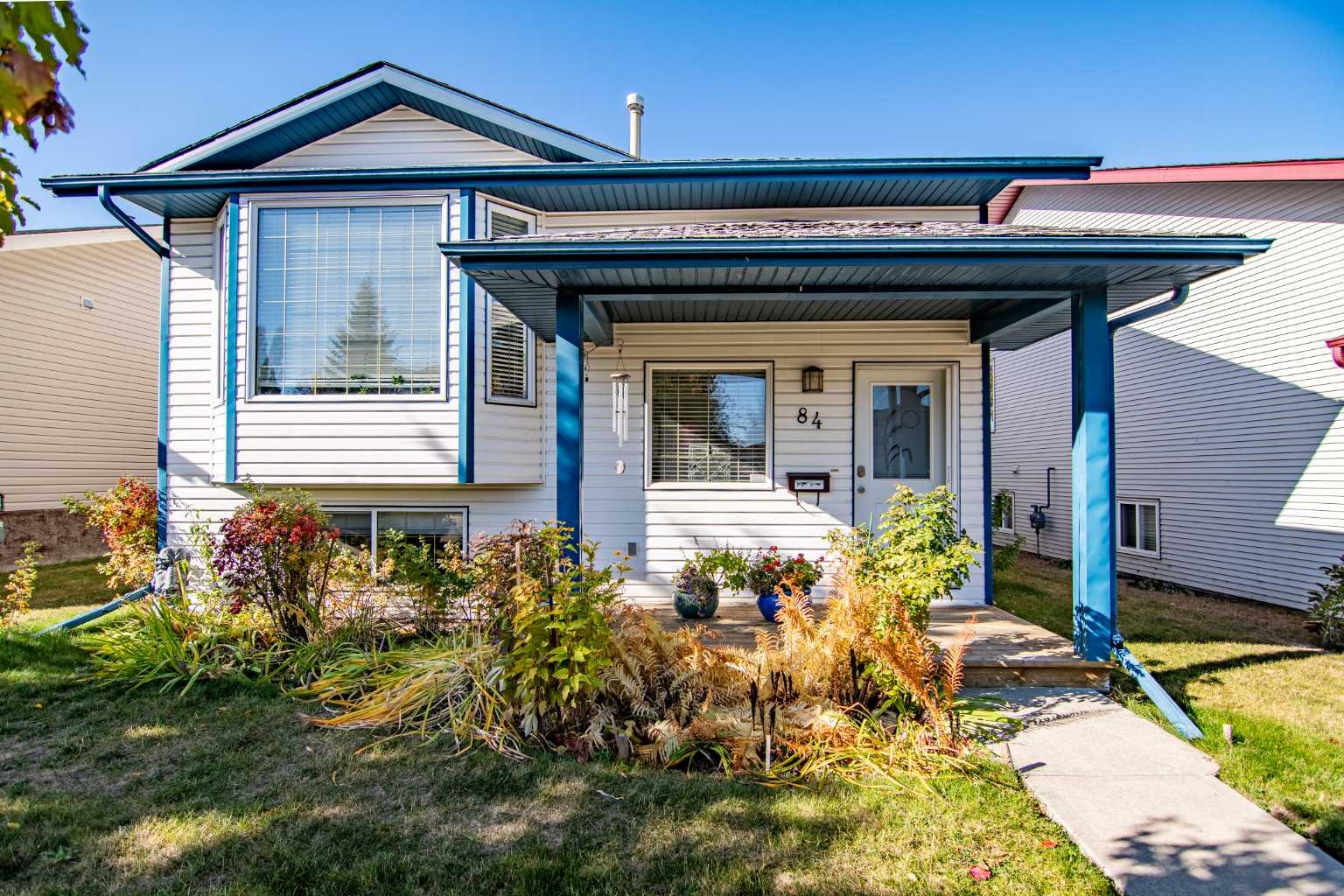 84 Addington Dr, Red Deer, AB T4R 2Y4