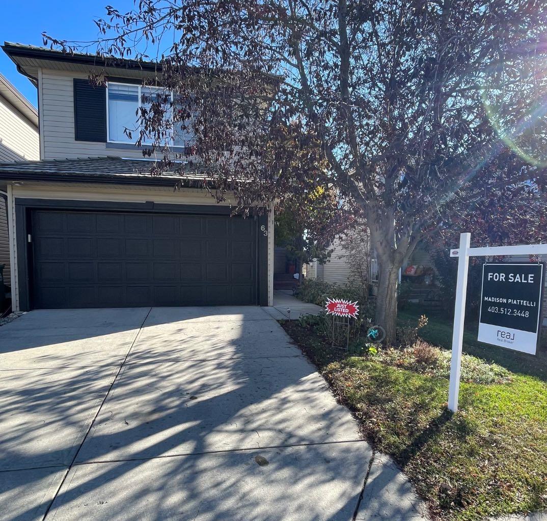 63 Glensummit Close, Cochrane, AB T4C 2K1