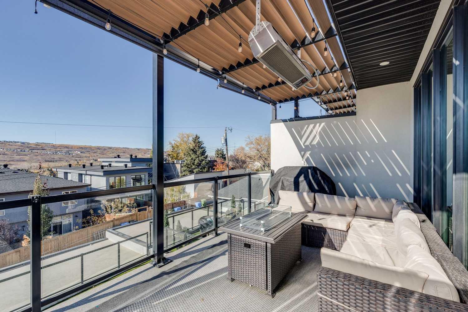 23 Avenue Nw Unit 5213, Calgary, AB T3B 0Z9