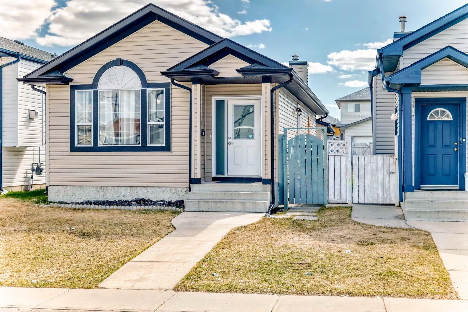 211 Taracove Estate Dr NE, Calgary, AB T3J 4R2