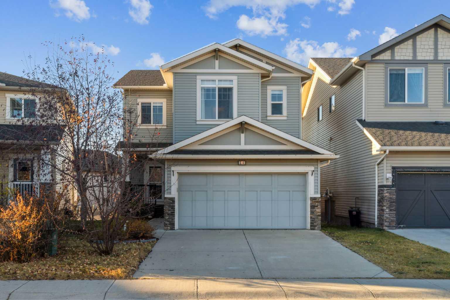34 Kingsland Close, Airdrie, AB T4A 0C6