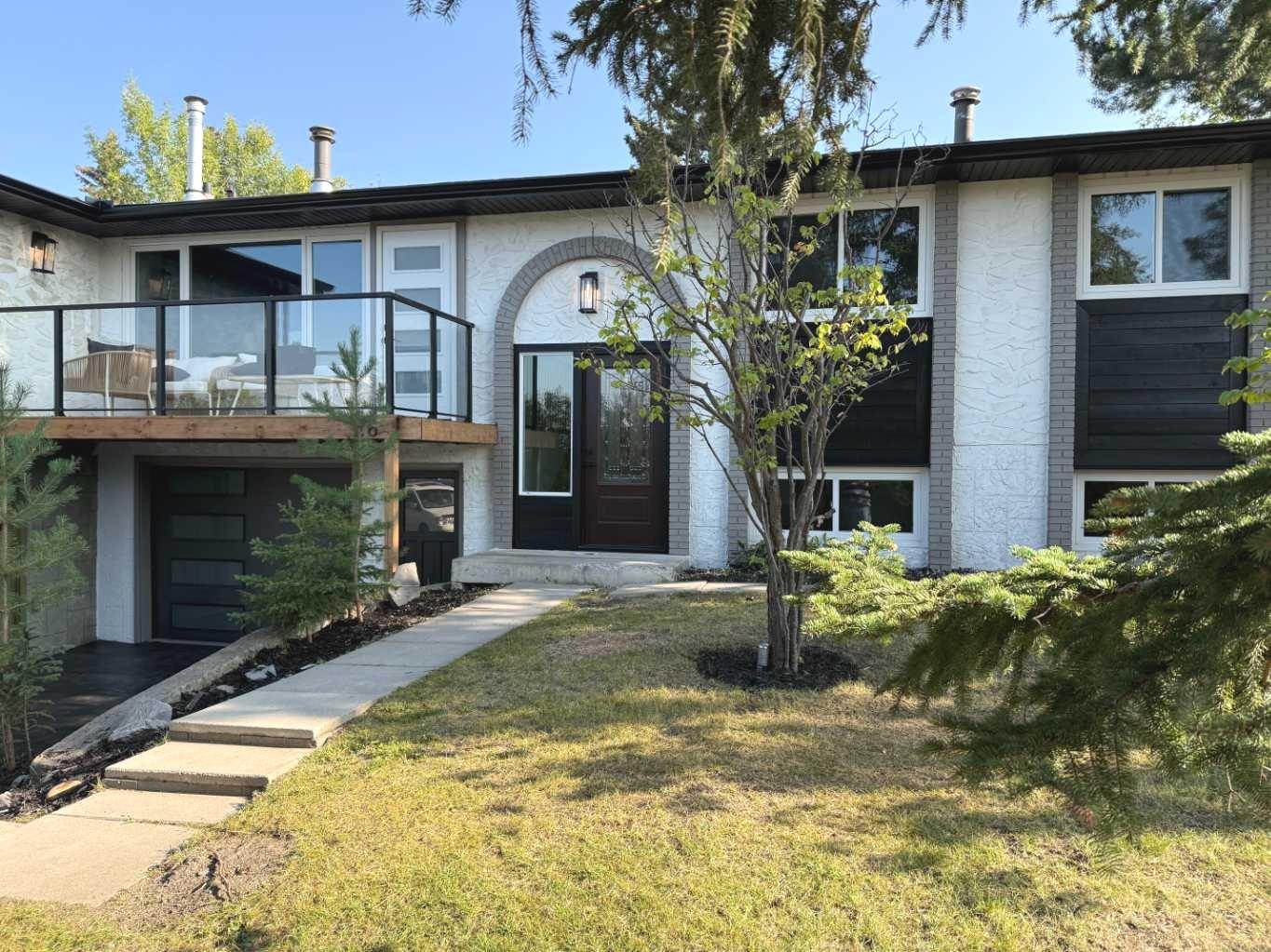 26 Dalgetty Pl NW, Calgary, AB T3A 1H9