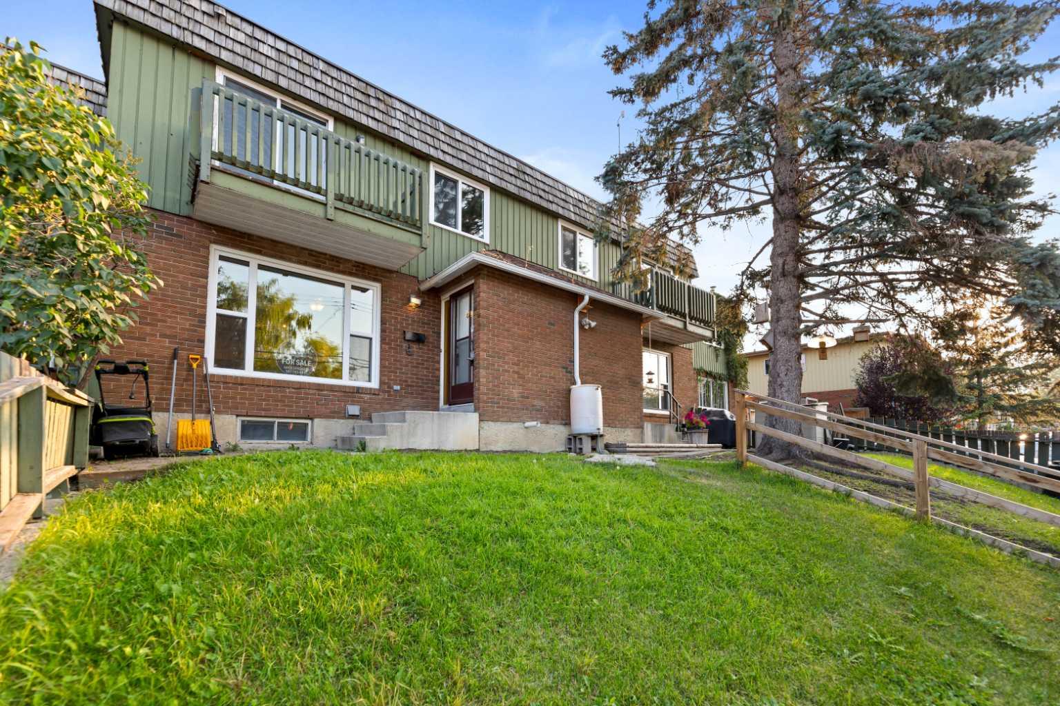 124 Sabrina Way Sw Unit 6, Calgary, AB T2W 2N6