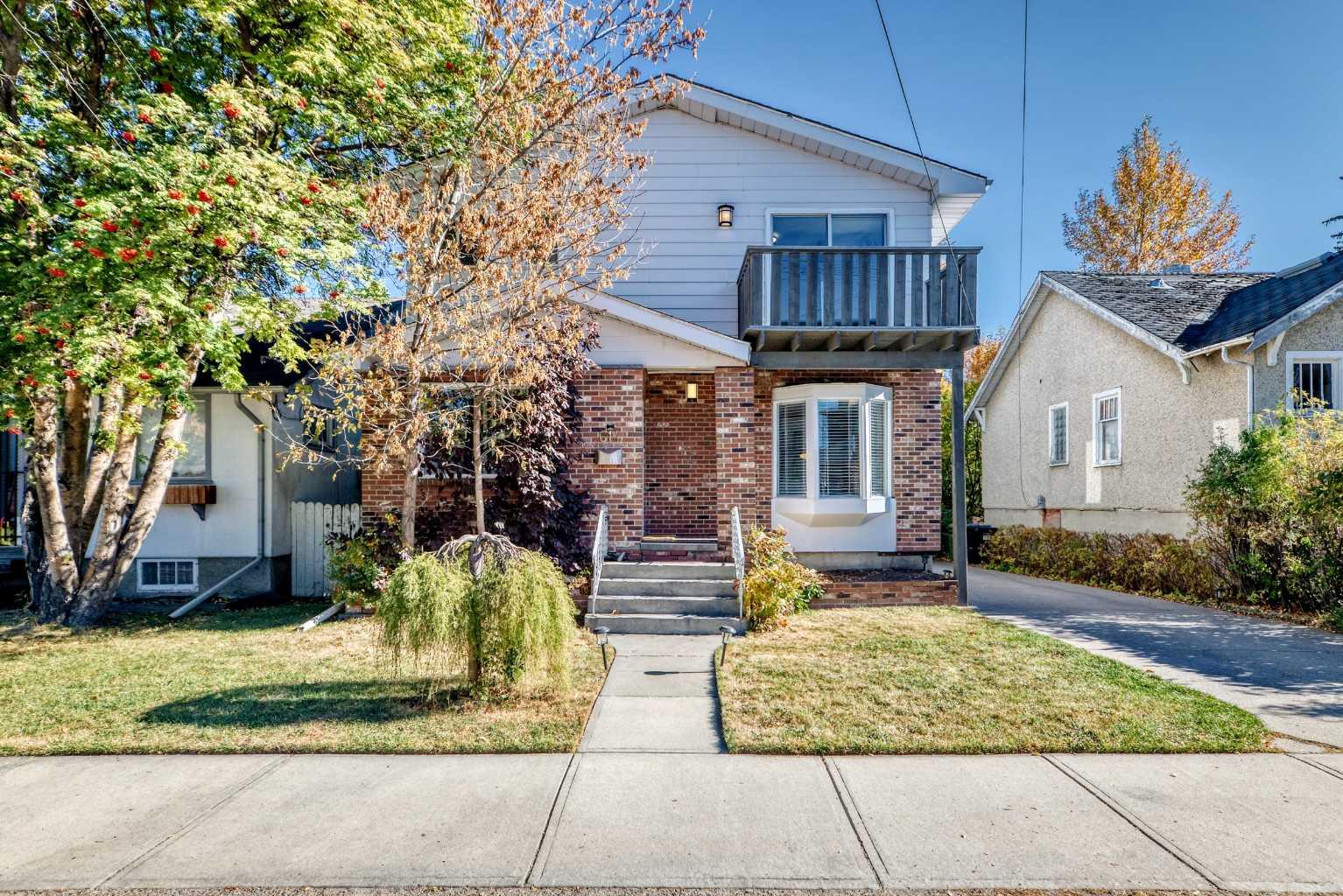 614 Centre A St NW, Calgary, AB T3C 1T8