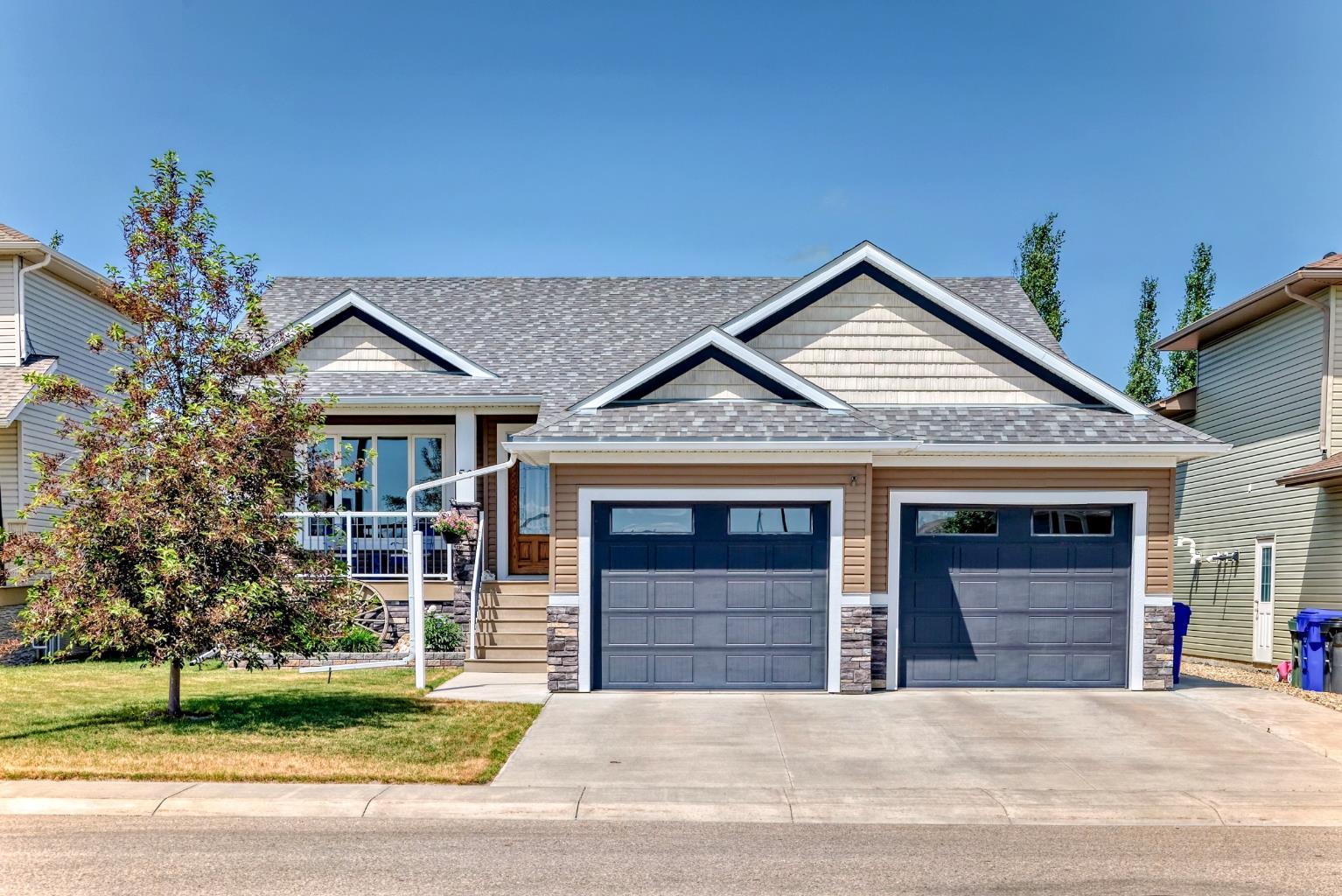 52 Winter Dr, Olds, AB T4H 0C8