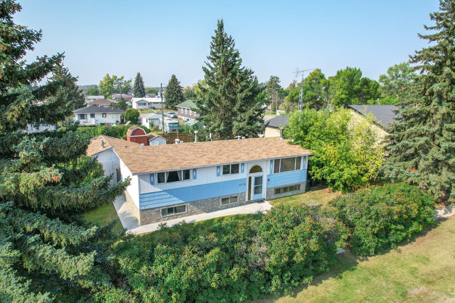 4624 48 Street, Alix, AB T0C 0B0