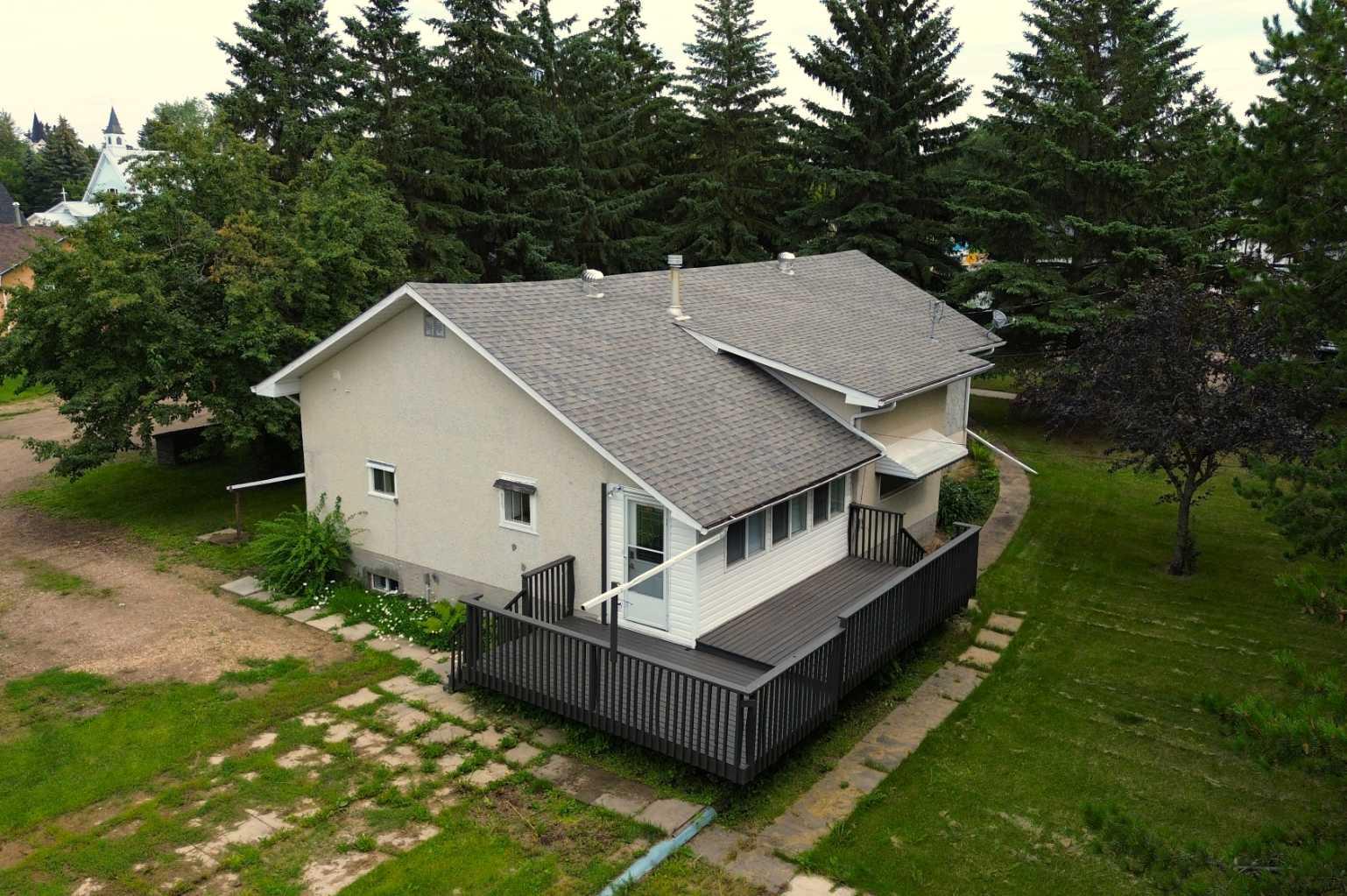 51 Street Unit 4818, Bashaw, AB T0B 0H0