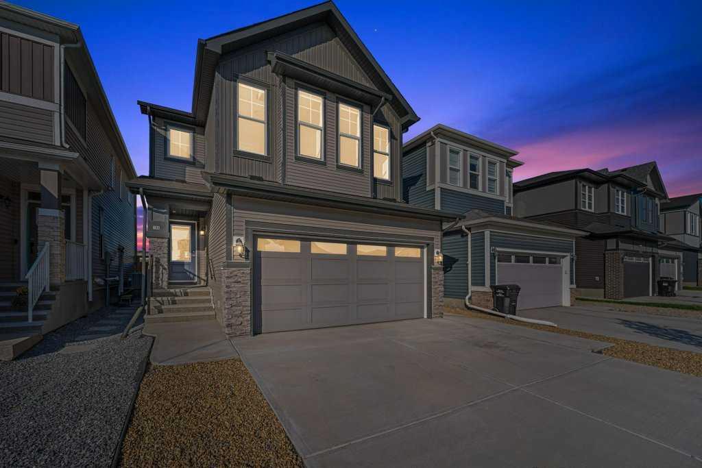 166 Carringsby Way NW, Calgary, AB T3P 1T5