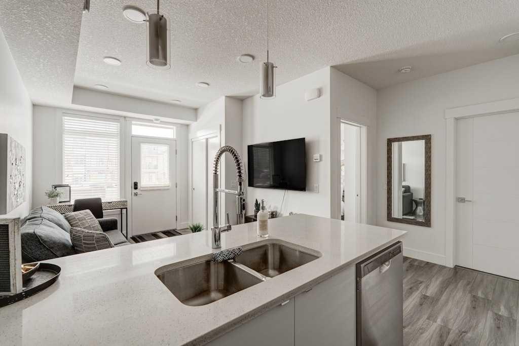 45 Street Se Unit 19615, Calgary, AB T3M 3A7