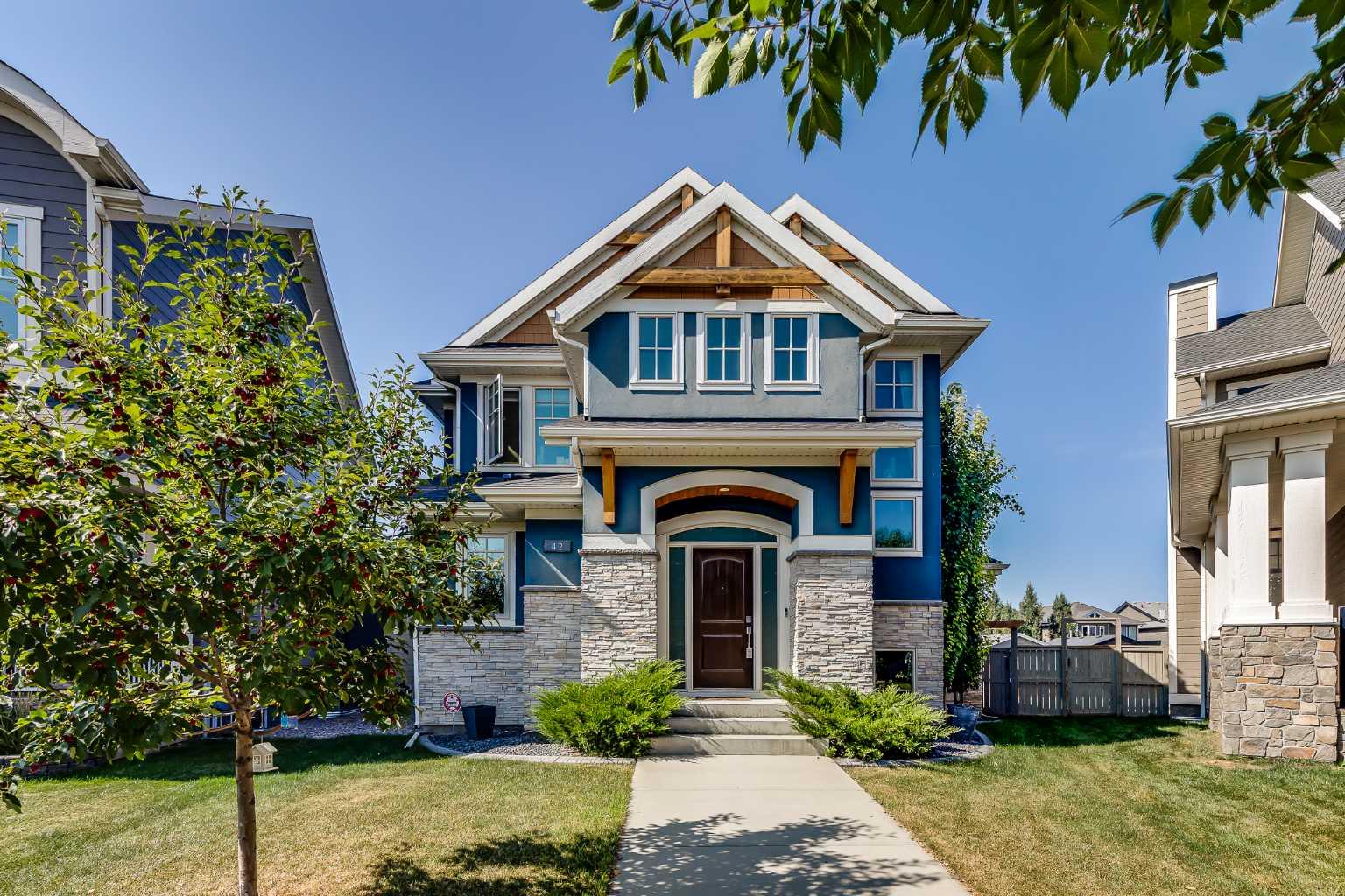 42 Cooperstown Ct SW, Airdrie, AB T4B 2C5