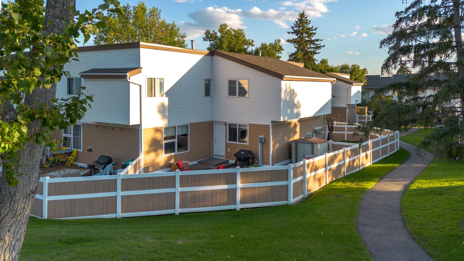 5103 35 Avenue Sw Unit 155, Calgary, AB T3E 6L9