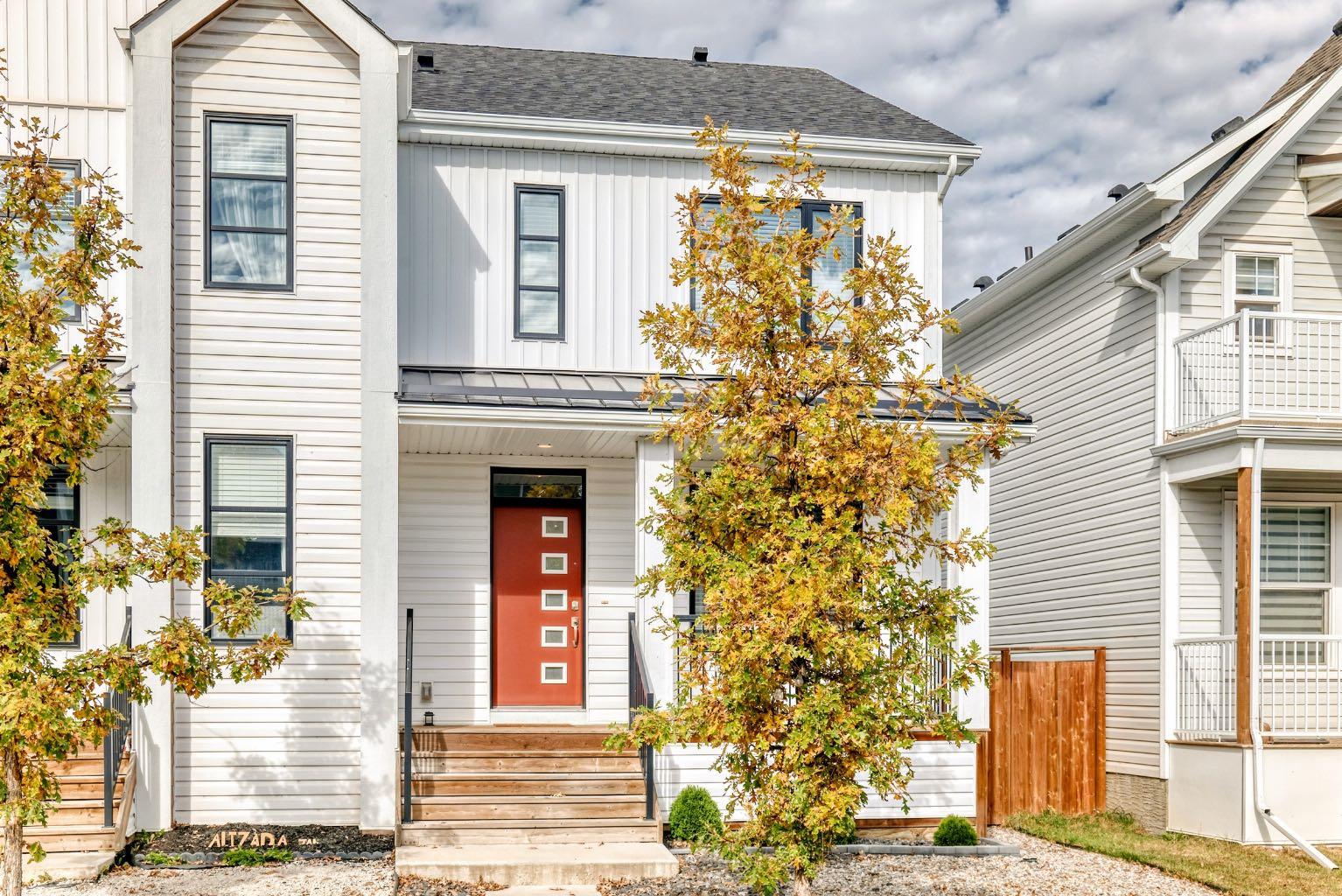 65 Seton Ter, Calgary, AB T3M 2W1