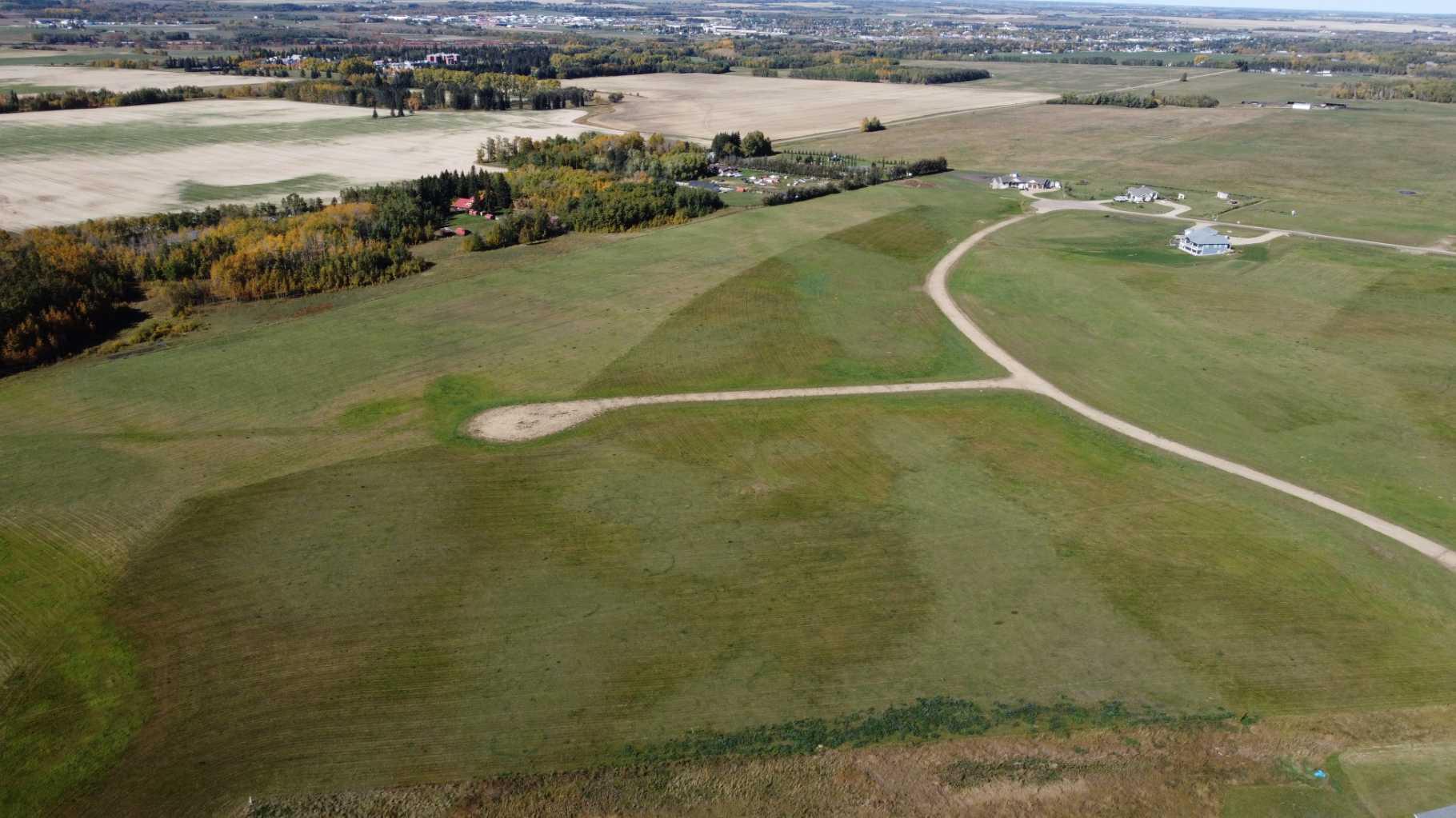 On Township Road 424, Rural Ponoka County, AB T4J 1R1