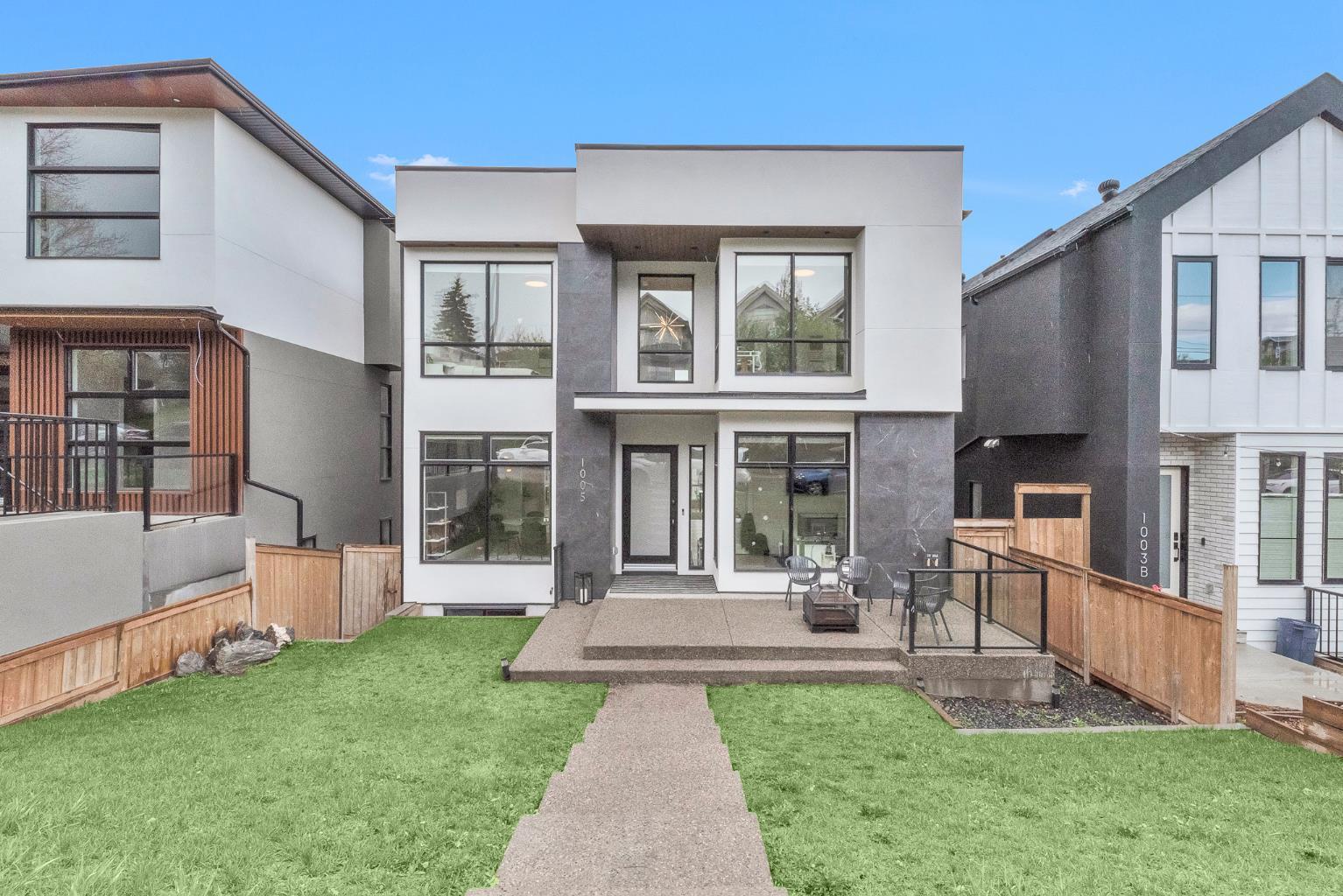 1005 Drury Ave NE, Calgary, AB T2E 0M3