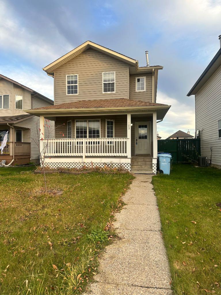 129 Laurier Rd, Fort Mcmurray, AB T9K 2L2