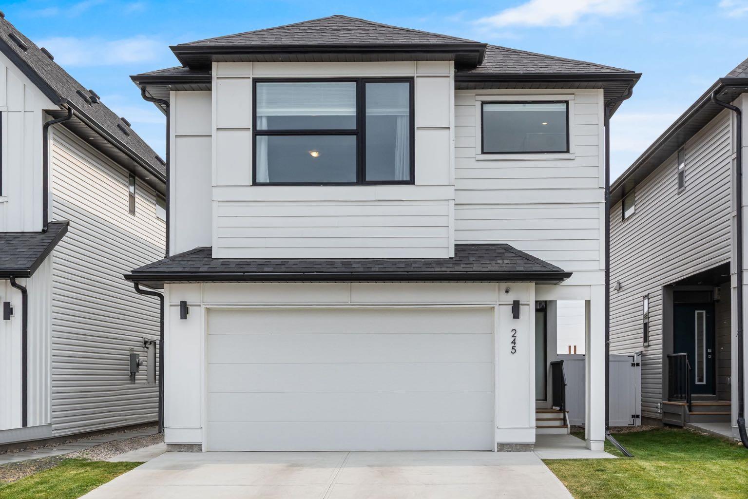 245 Copperhead Way SE, Calgary, AB T2Z 5H2
