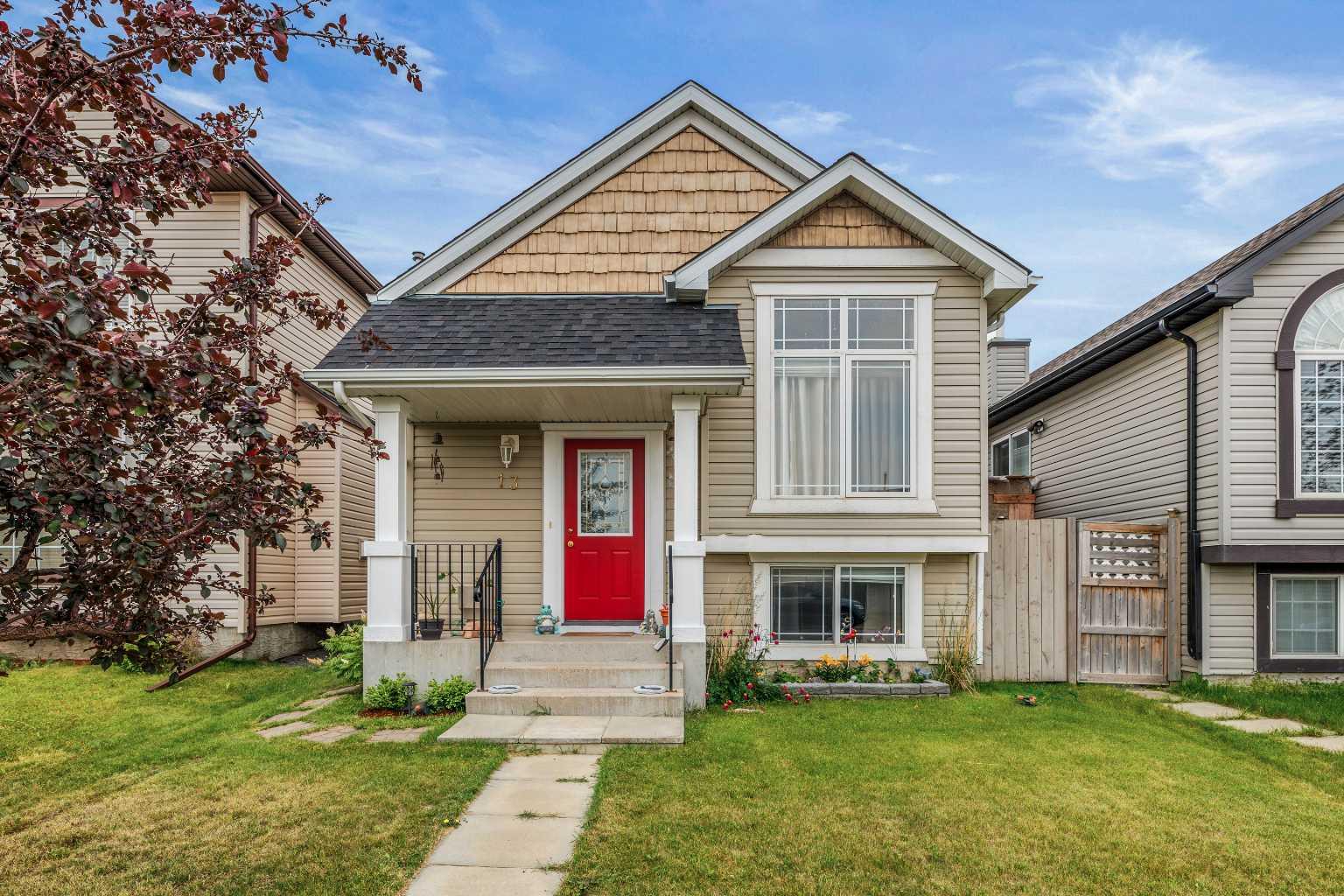 , Calgary, AB T3J 5G8 | MLS # | Houseful