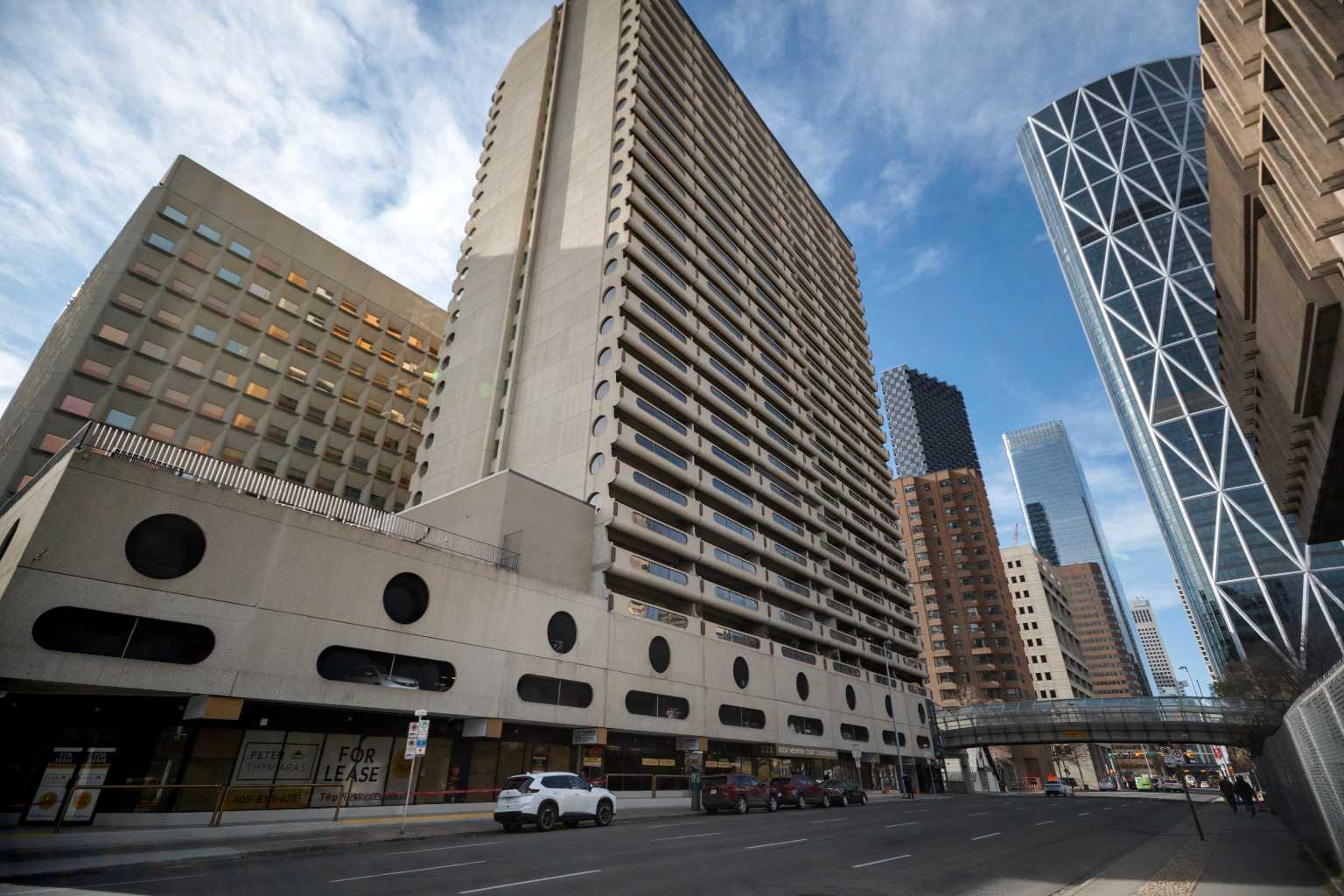 221 6 Avenue Se Unit 2510, Calgary, AB T2G 4Z9