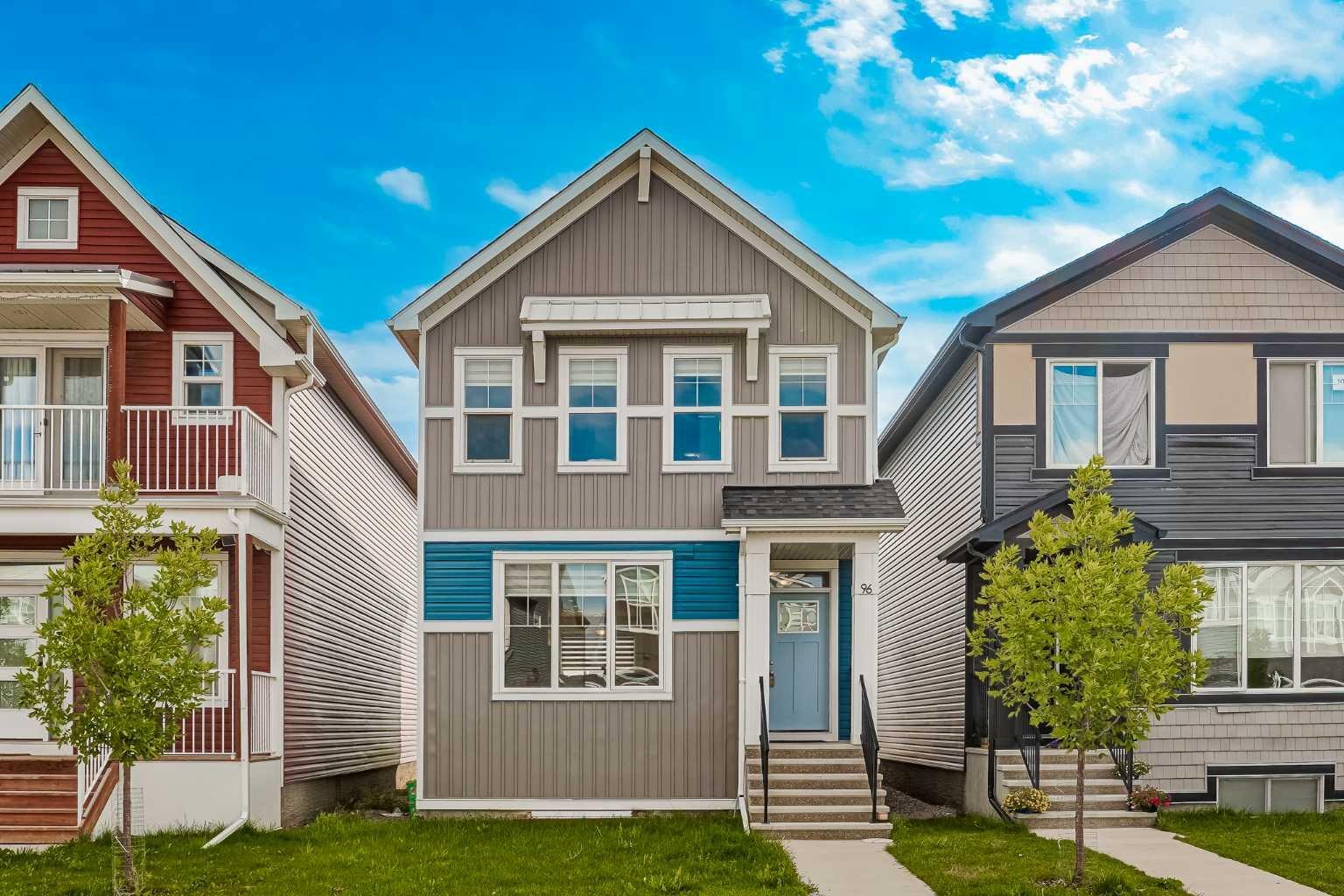 96 Seton Villas SE, Calgary, AB T3M 3K2