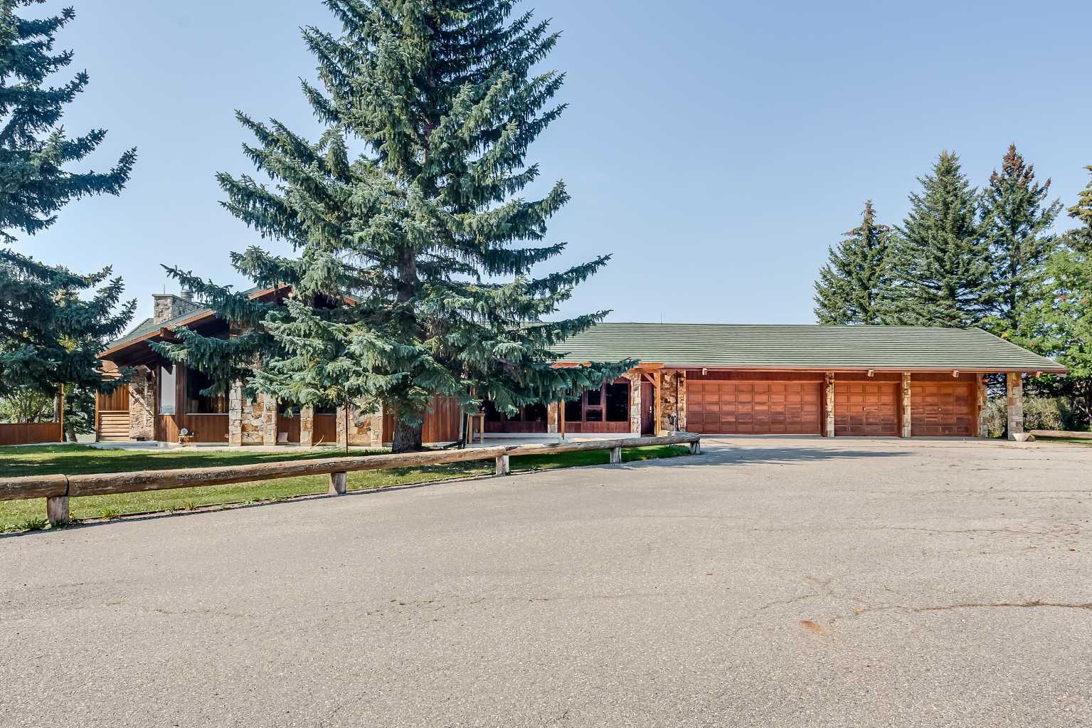 273167 Range Road 25, Rural Rocky View County, AB T4B 4P6