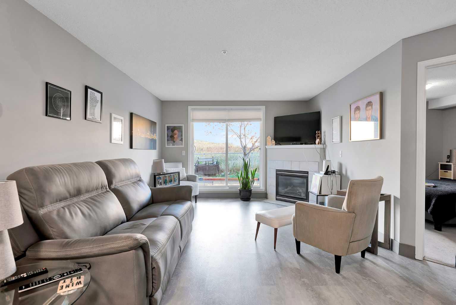 4000 Citadel Meadow Point Nw Unit 111, Calgary, AB T3G 5N5