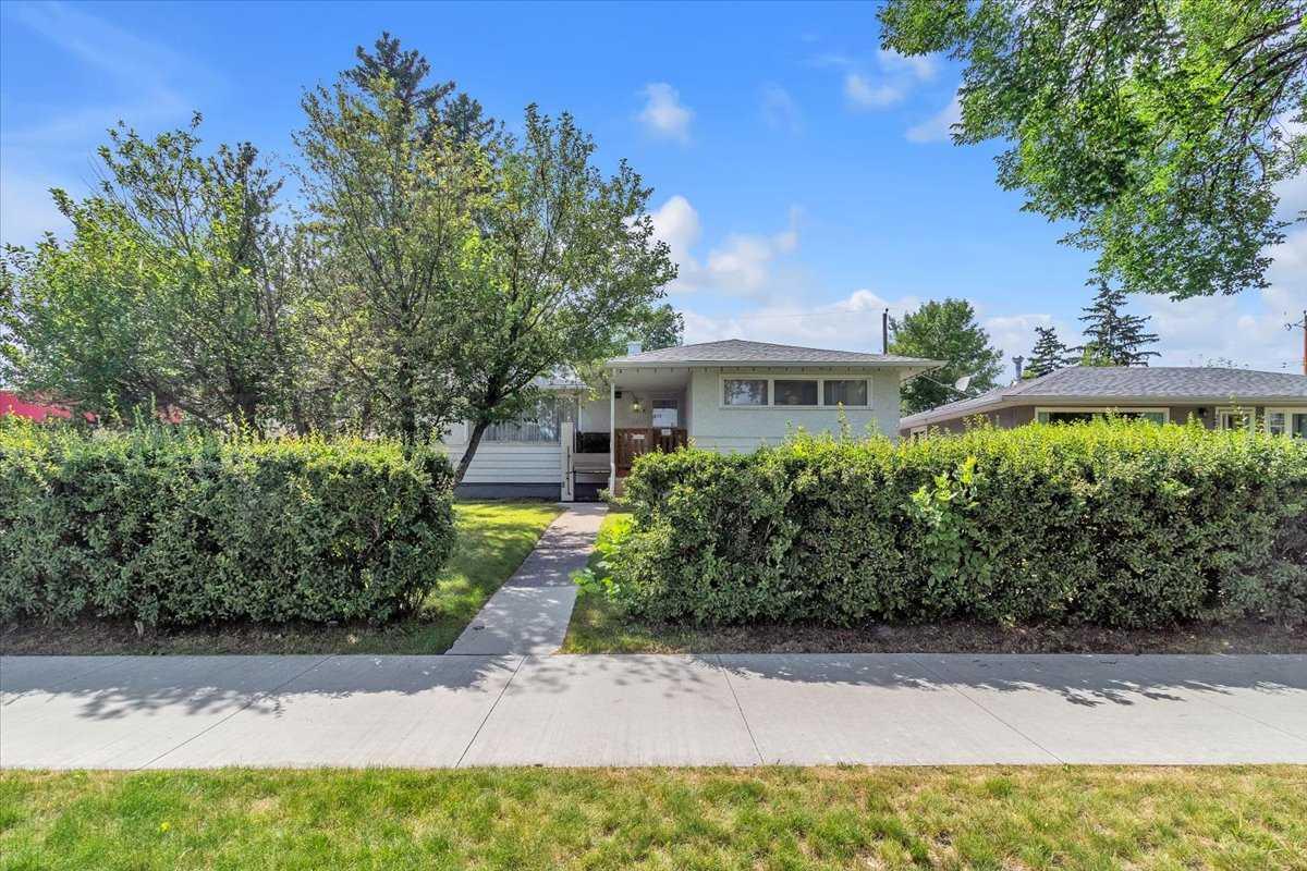37 Street Sw Unit 2619, Calgary, AB T3E 3B2