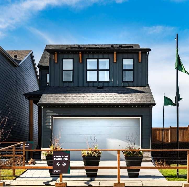 4087 Sawgrass St NW, Airdrie, AB T4B 5V2